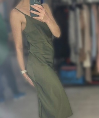 Страстная и игривая блондинка готова погрузить тебя в мир наслаждения и удовольствия. Жду тебя у себя в уютной обстановке! 203, 38 лет