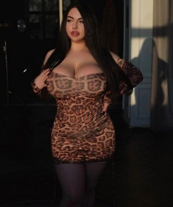 С меня теплое ласковое общение, страстные ласки и незабываемый сексуальный опыт. У меня есть все, чтобы сделать тебя счастливым – от искренней улыбки до изысканных белья и неповторимого шикарного тела. Гарантирую, что ты не останешься равнодушным! Я живу в Москве, и могу стать твоей оазисом страсти в этом огромном городе. Звони, и я превращу твои фантазии в реальность. 😘🌟 Фото 100% мои! Отзывы о моих услугах только положительные! 😉🔥 13218, 25 лет